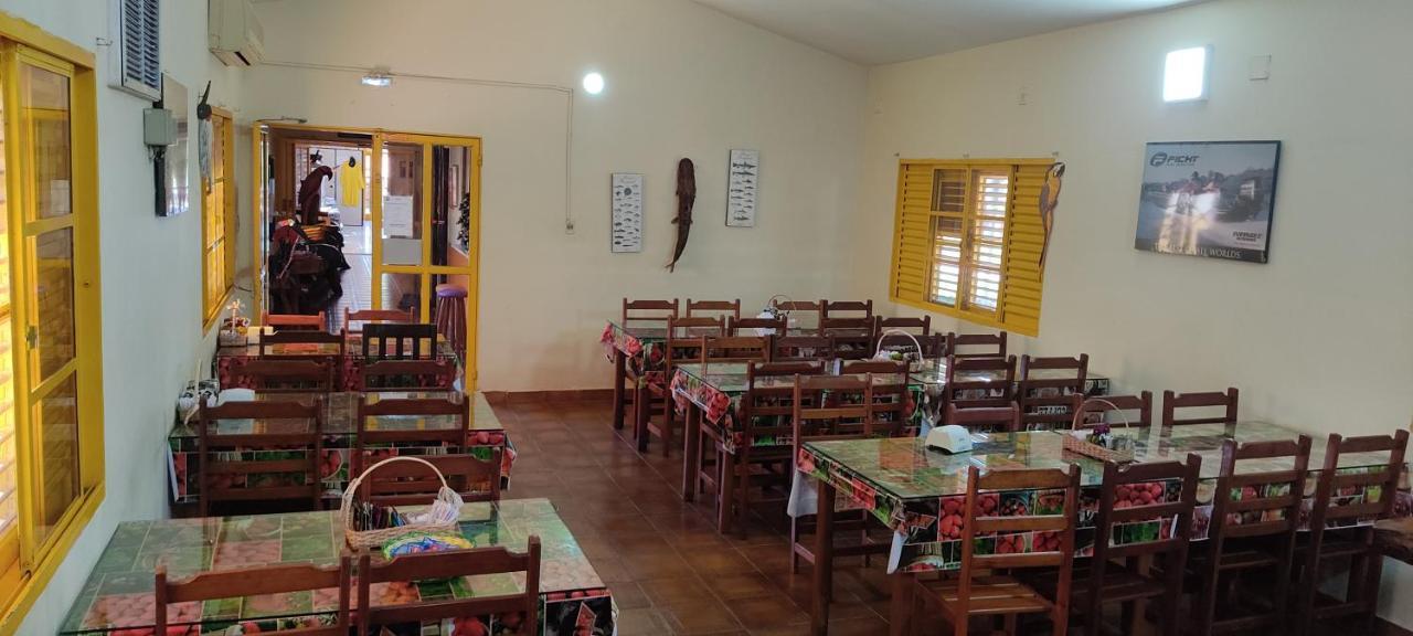 Hotel Pesqueiro Anzol De Ouro Ladario Екстер'єр фото
